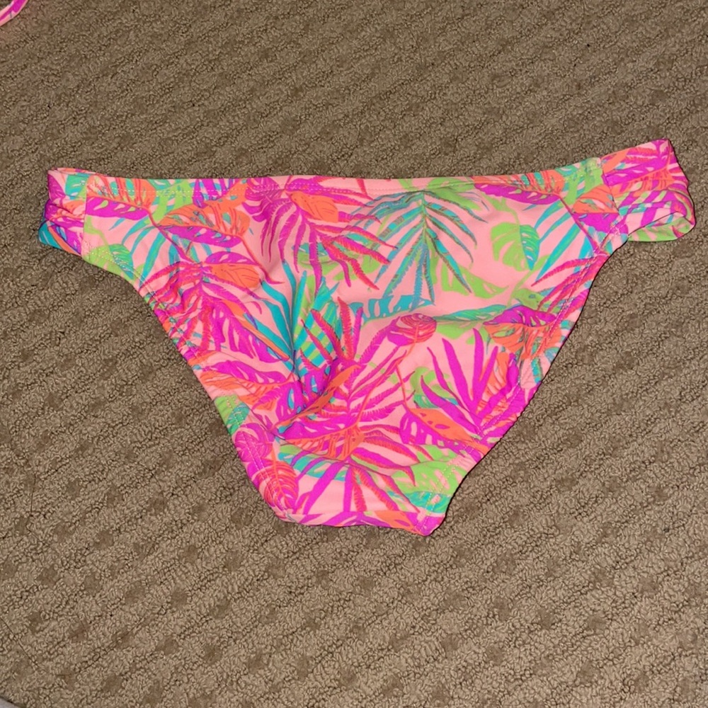 Bikini Set - Picture 4 of 5